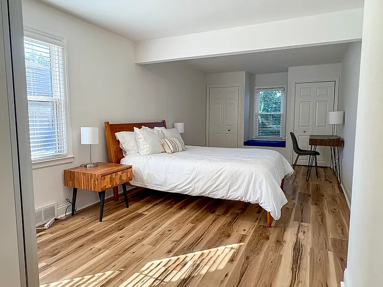 3335 N Sterling Way — Photo 12