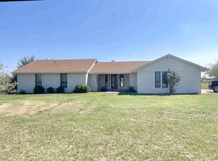 2510 S Banner Rd, El Reno, OK 73036