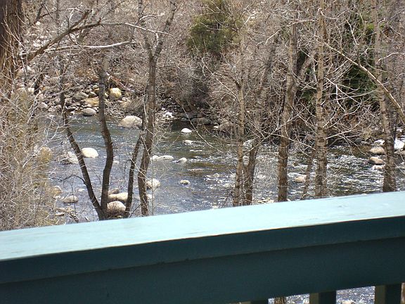 The first deck to the water