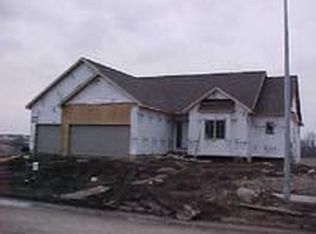 814 NW Ridge Rd, Ankeny, IA 50023