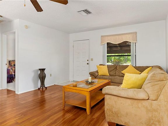 5th image of 9043 Nakoma Way