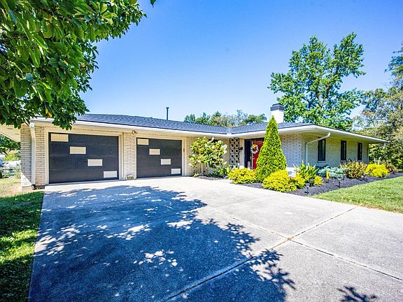 3rd image of 5195 Deeridge Ln