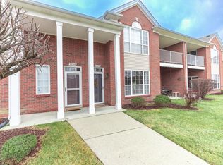 46075 Rhodes Dr, Macomb, MI 48044