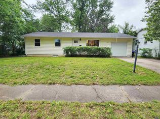 5536 SW 27th St, Topeka, KS 66614