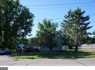 513 Maple Ave E, Mora, MN 55051