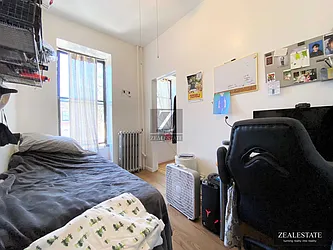 Rented by ZealEstate Group Inc