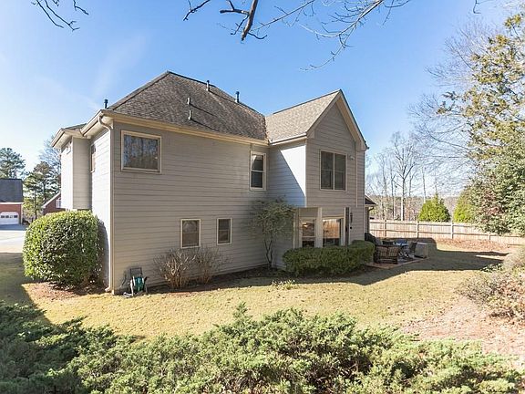 4th image of 1059 Davis Bend Ct