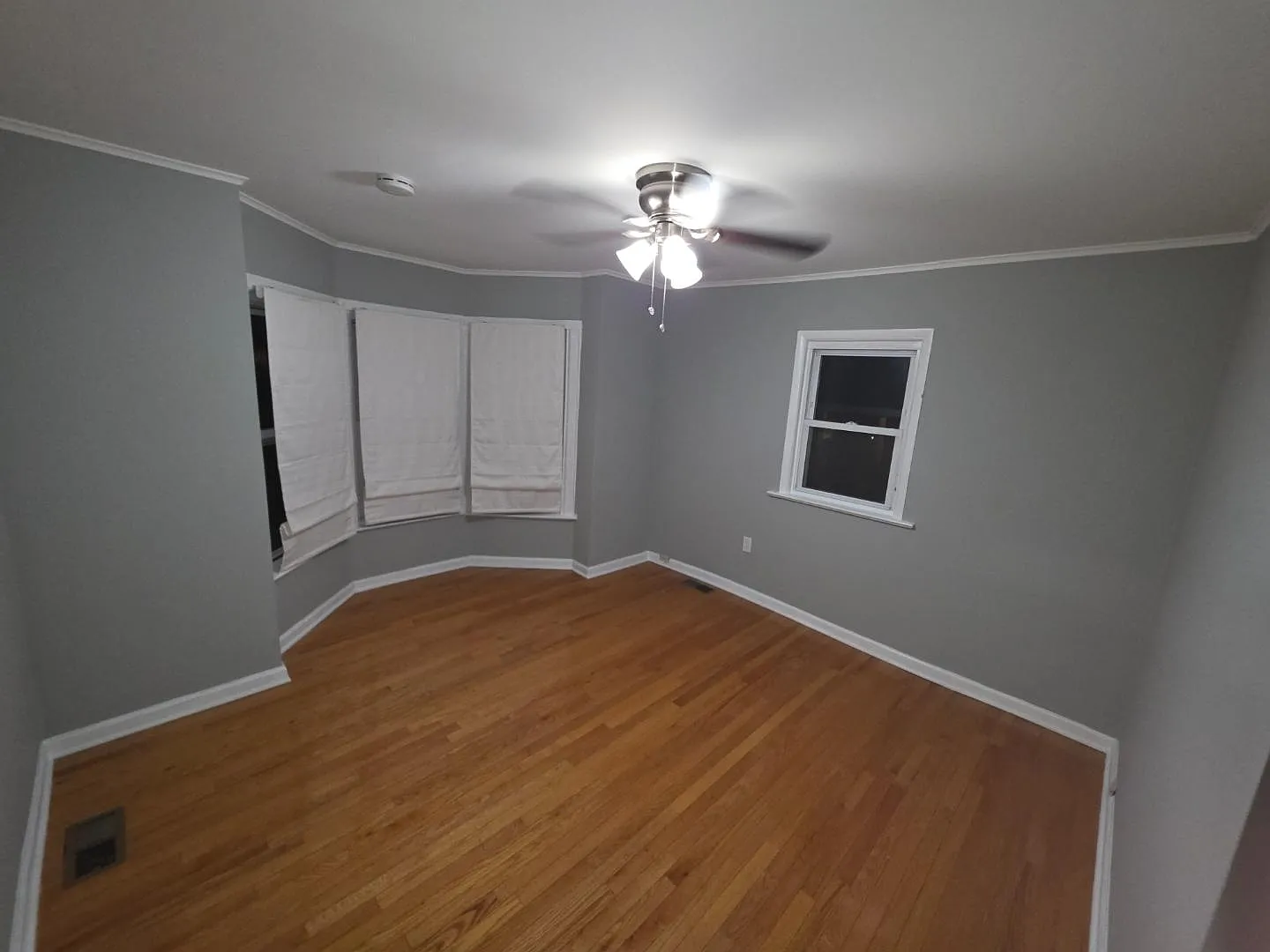 138 Broad Apt 3 - 138 Broad Apt 3 — Photo 2
