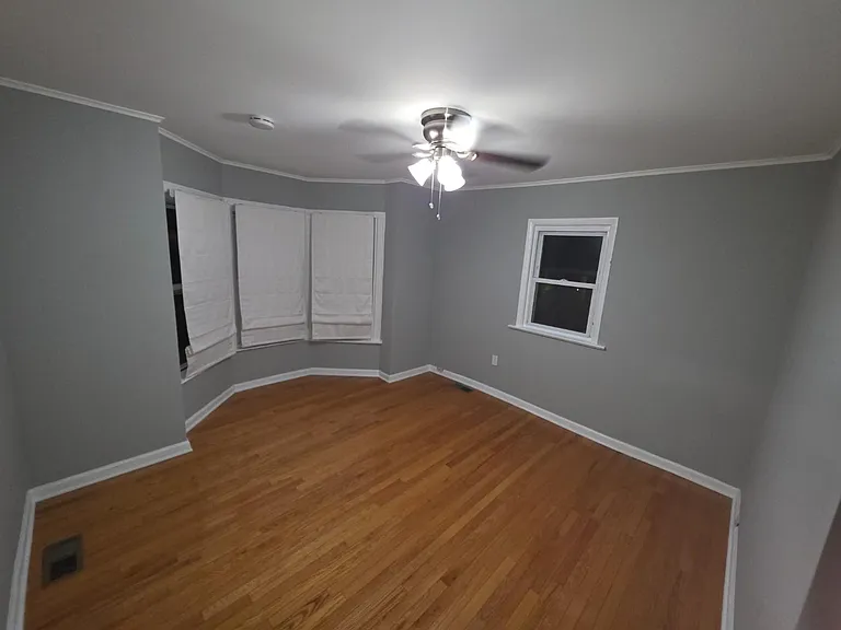 Unit Photo
