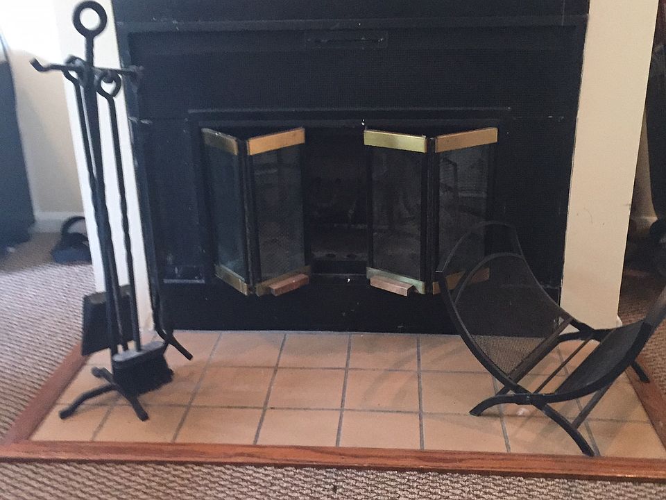 2nd image of 2047 Green St APT 2F