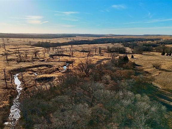 4th image of 2 E 1170th Rd