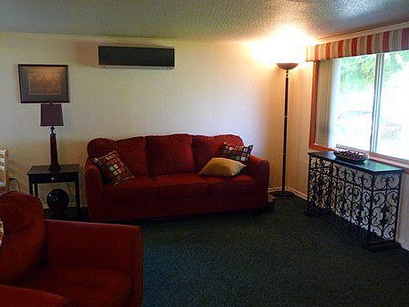 2nd image of 1218 Sanford Ave