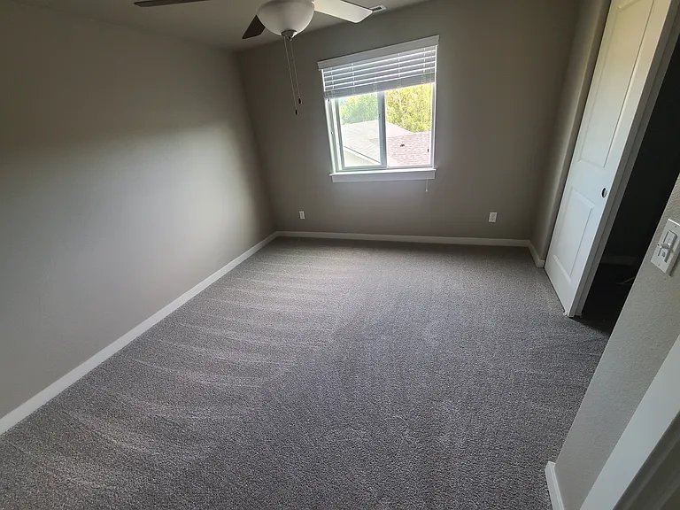 Upstairs bedroom #2