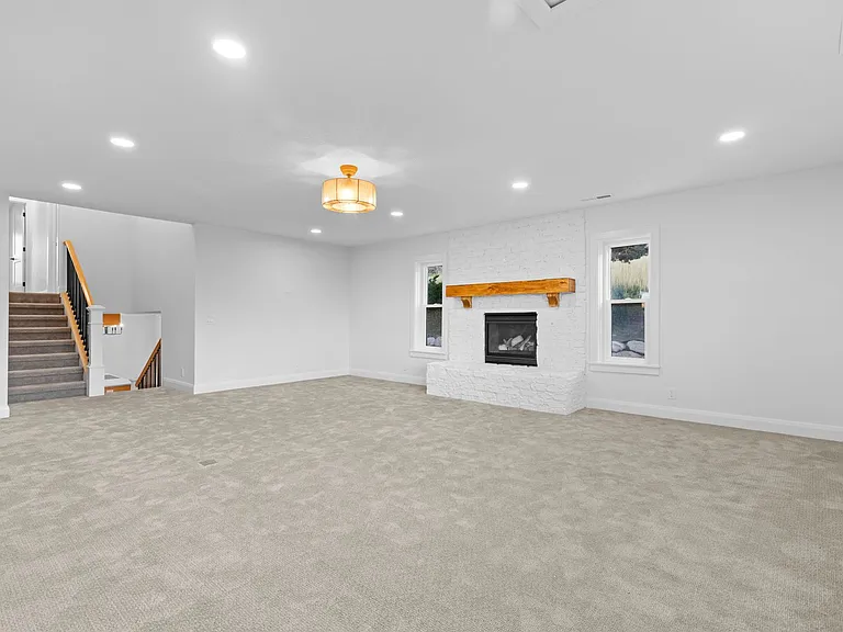 2460 E Dimple Dell Rd — Photo 15