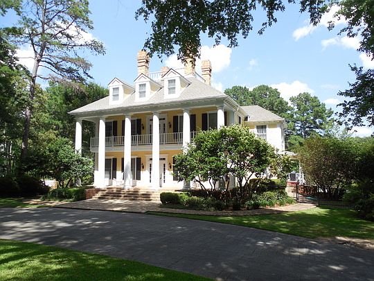 1st image of 106 Hunters Creek Dr