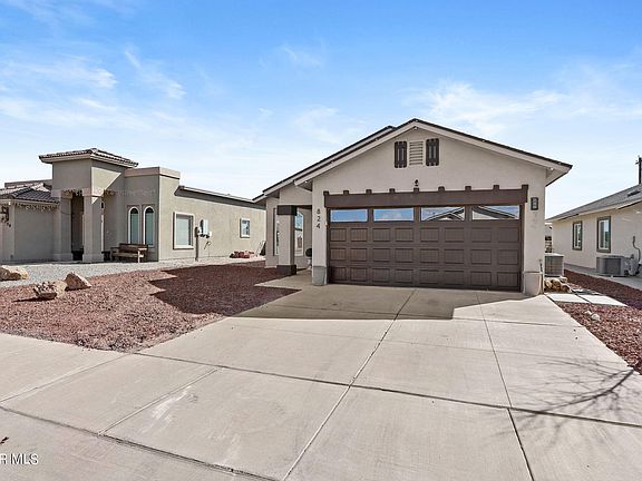 2nd image of 824 Nena Shapleigh Ln