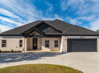 4021 Creek Top, Bauxite, AR 72011