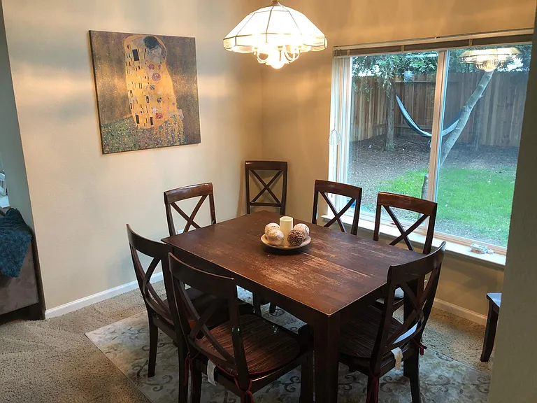 1306 Estaban Ct — Photo 8
