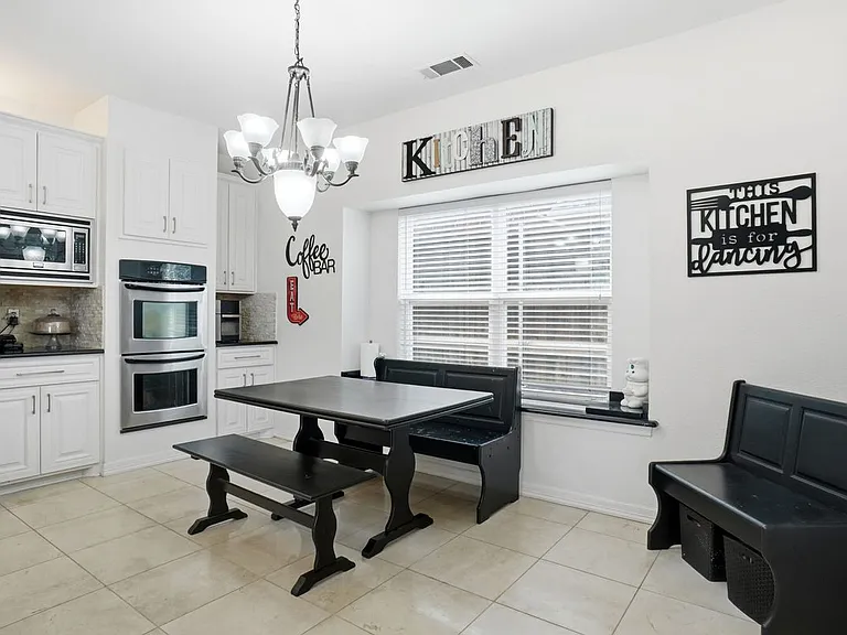3909 Hogan Manor Dr — Photo 11