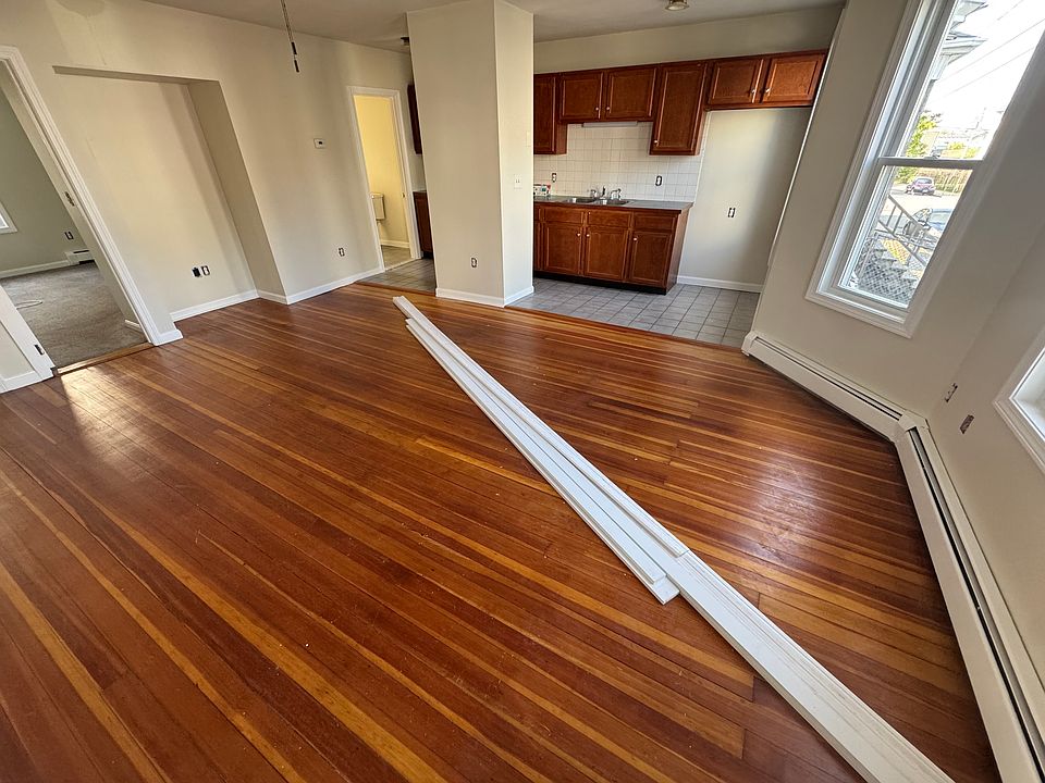1st image of 225-227 Orange St #1