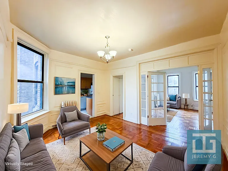 609 W 186th St #44 — Photo 3