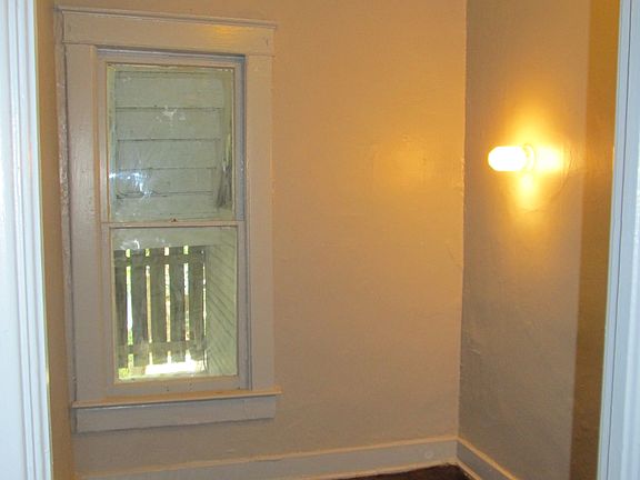 5th image of 4105 Warwick Blvd APT 4