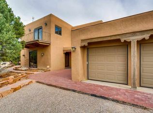 804 Calle Romolo, Santa Fe, NM 87505