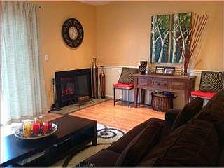 1st image of 872 Stonegate Dr