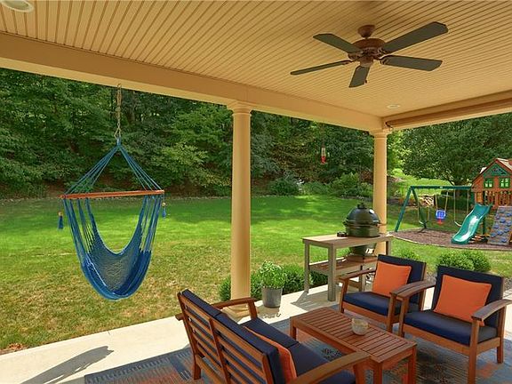 2nd image of 109 Bayberry Dr