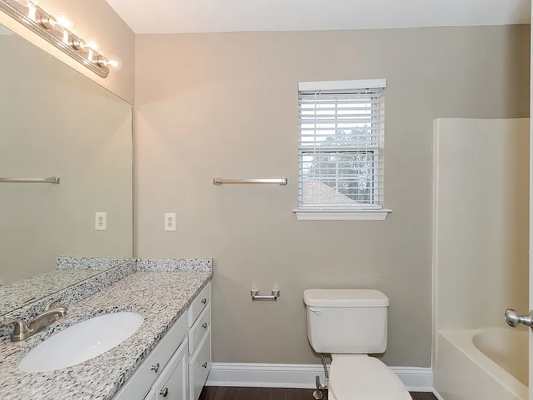 1009 Nighthawk Ln — Photo 12