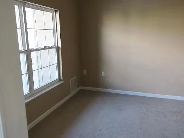 318 Stockton Rdg — Photo 12