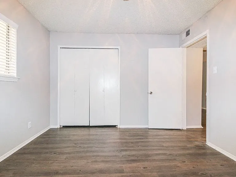 Abode — Photo 27