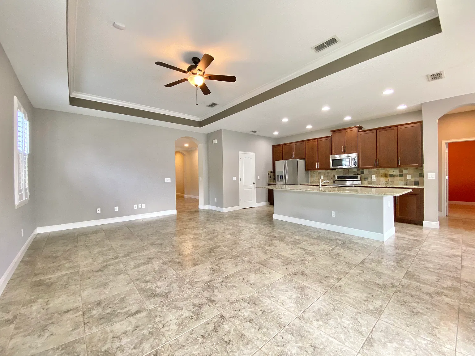 3 bed, 2.5 bath, 2214 sqft, $2,950 — Photo 2