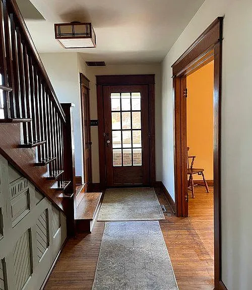 222 S Rogers St — Photo 5