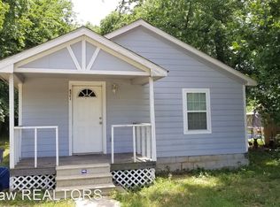 821 W 5th St, Ada, OK 74820