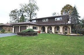 1st image of 335 Woodlane Ct