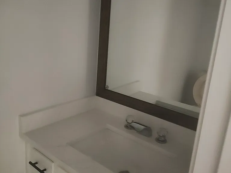 415 Williamsburg Way — Photo 3