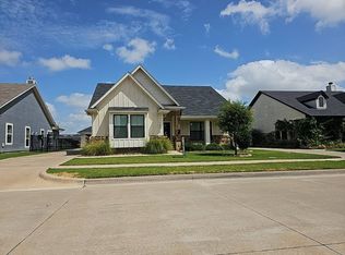 1572 Lizzie Ln, Burleson, TX 76028