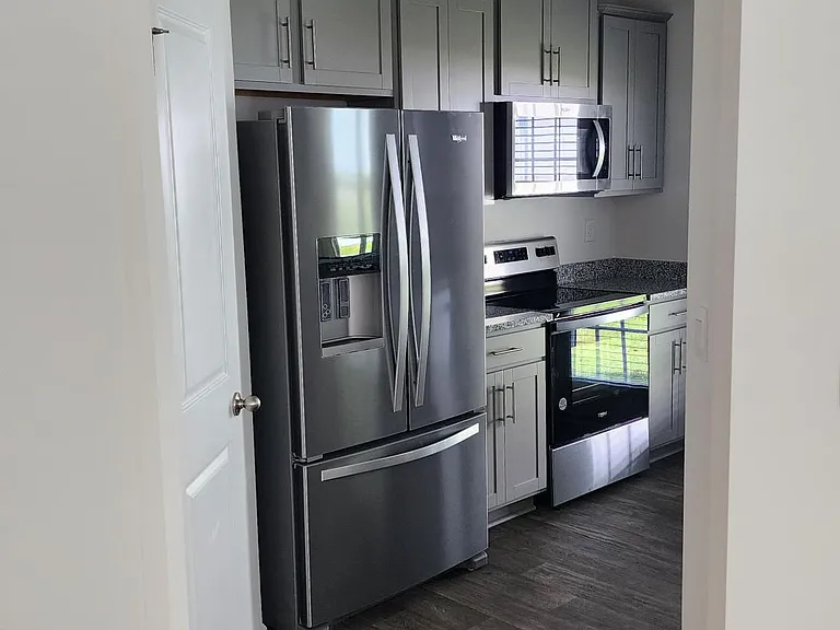 7104 N Mills Rd — Photo 11