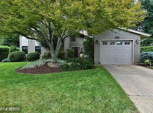 10512 Acacia Ln, Fairfax, VA 22032