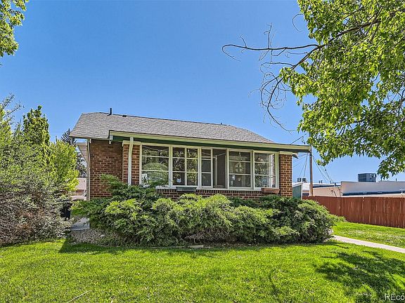 4th image of 1528 Jasmine Street N
