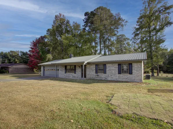 6503 Chaparral St, Texarkana, TX 75503