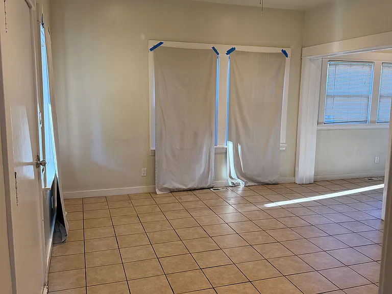 1363 Holly Dr — Photo 5