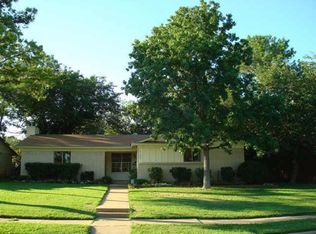 4109 Portland St, Irving, TX 75062