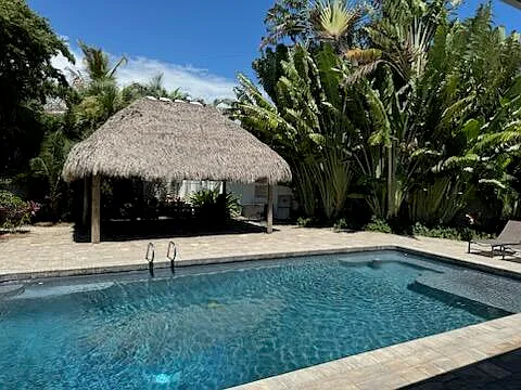 4 bed, 3.5 bath, 2294 sqft, $5,995 — Photo 1