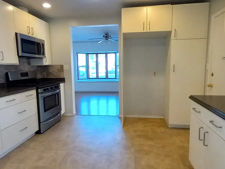 4124 Casita Way — Photo 4