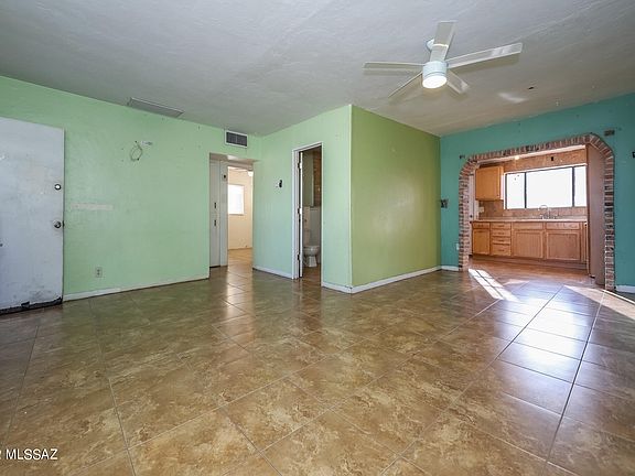 4th image of 1243 S Normount Ave