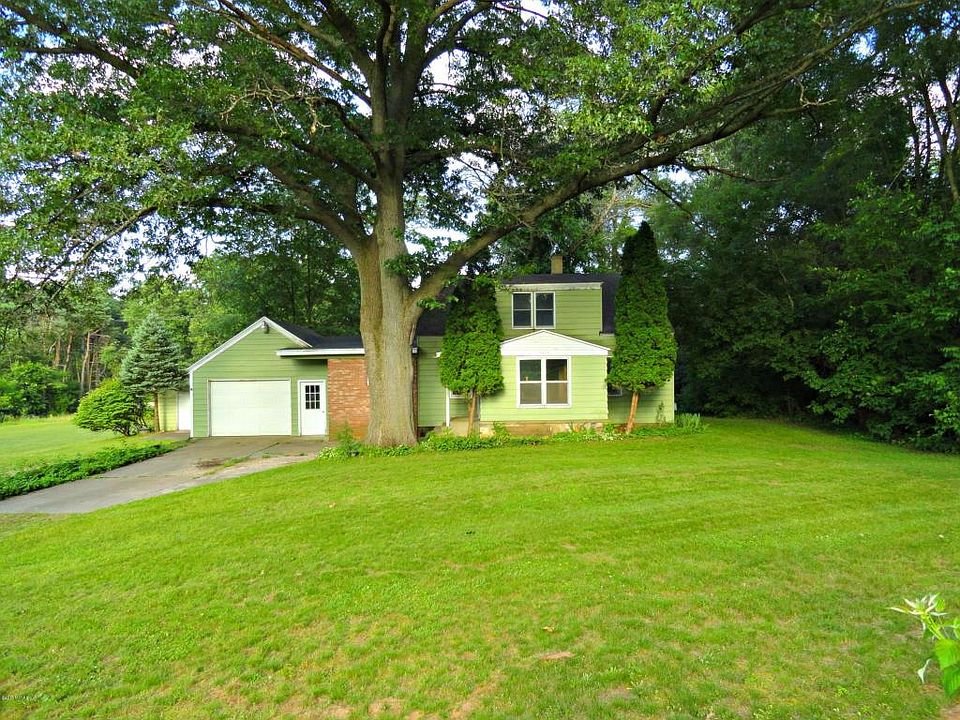 1st image of 2722 Dunnigan Ave NE