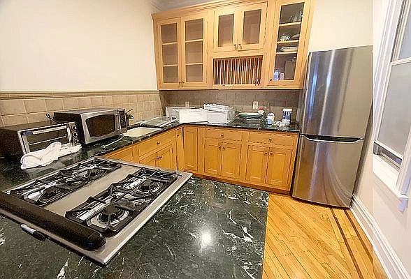 1st image of 107 Montague St APT 7