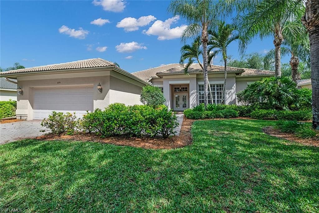 1095 Camelot Cir, Naples, FL 34119 | Zillow